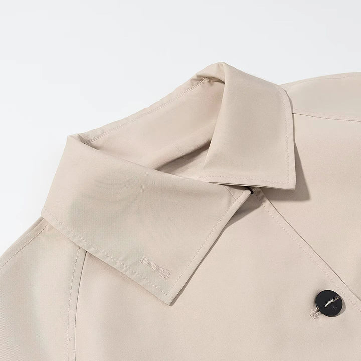 Damen kurz geschnittene wasserabweisende Cropped-Trenchjacke mit Hemdkragen und verdeckter Knopfleiste – Célinea