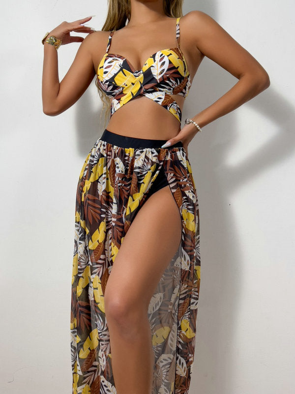 Damen Zweiteiler Bademode mit hohem Beinausschnitt und floralem Design Echo Archiv