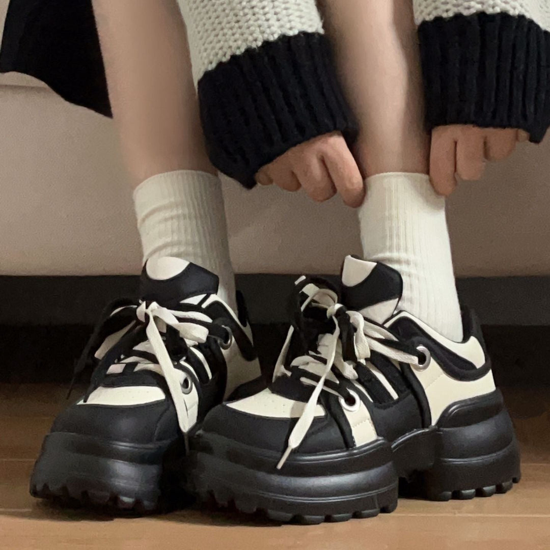 Damen Sportliche Chunky Sneakers mit rutschfester Laufsohle und atmungsaktivem Obermaterial Echo Archiv