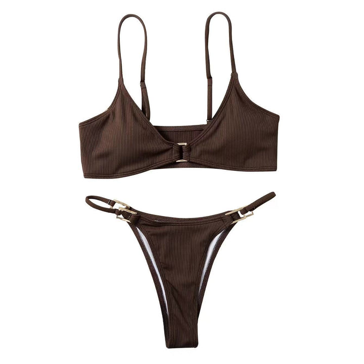Damen Triangel-Bikini mit raffiniertem Halterdesign und elegantem Goldverschluss Echo Archiv