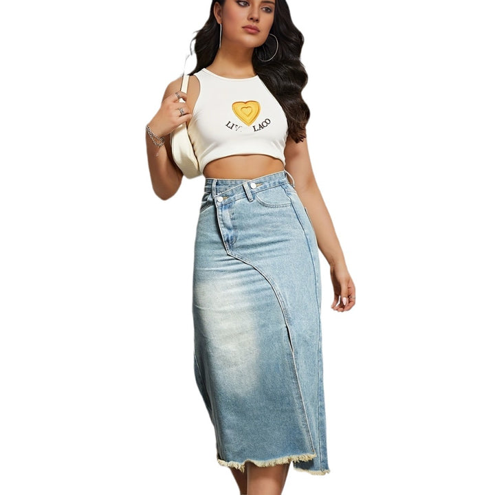 Damen nan asymmetrischer Highwaist-Denim-Midirock mit vorderlichem Schlitz und ausgefranstem Saum Echo Archiv