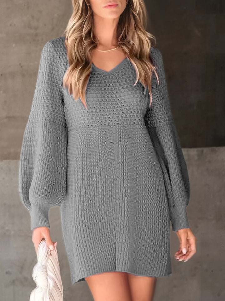 Damen Verspieltes Strickkleid mit Ballonärmeln Echo Archiv