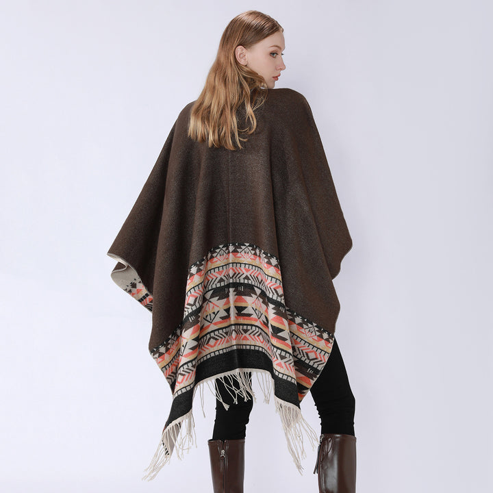 Damen V-Kragen-Überwurfponcho im Kimono-Fall mit Ethno-Bordüre und Fransensaum Echo Archiv