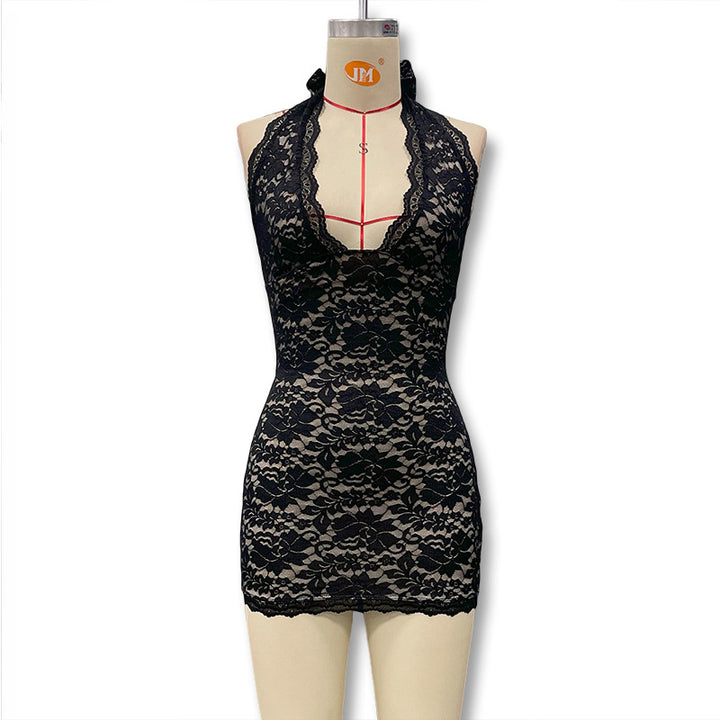 Damen Sexy Spitzen-Nachtkleid mit verführerischen Details und tiefem Ausschnitt Echo Archiv