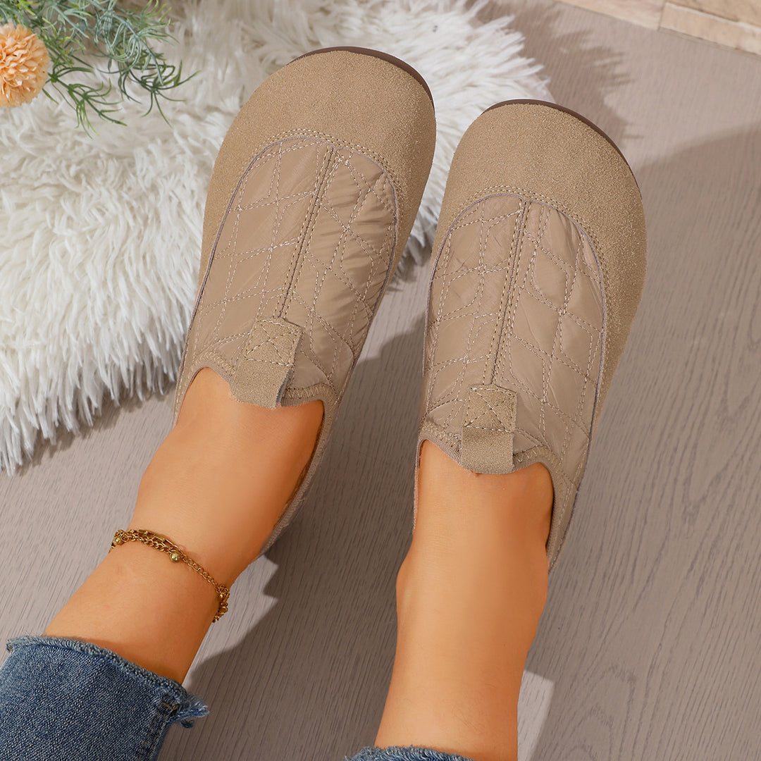 Damen Gepolsterte gesteppte Slip-On Freizeitschuhe mit rutschfester Profilsohle Echo Archiv