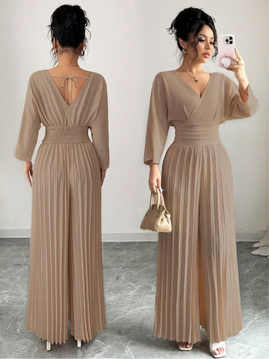 Damen Eleganter Plissee-Jumpsuit mit V-Ausschnitt Echo Archiv