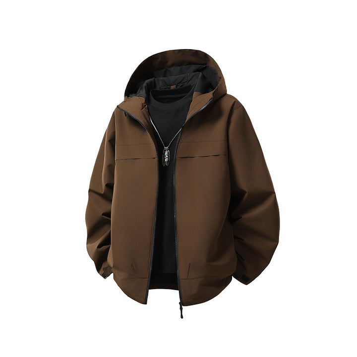 Herren Kapuzen-Softshelljacke mit technischem Windschutz, Two‑Way-Reißverschluss und versteckten Utility-Taschen Echo Archiv