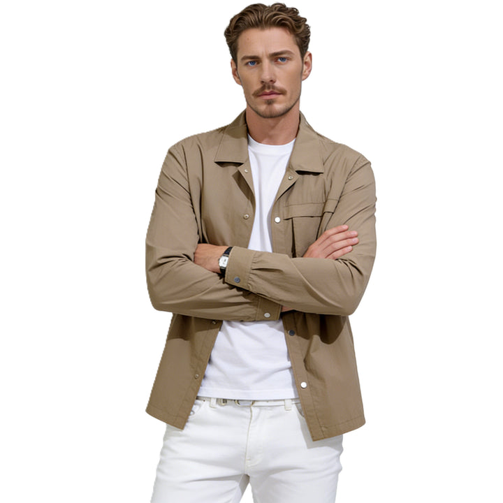 Herren Leichtes Utility-Overshirt mit Pattentaschen und Druckknopfleiste Echoarchiv