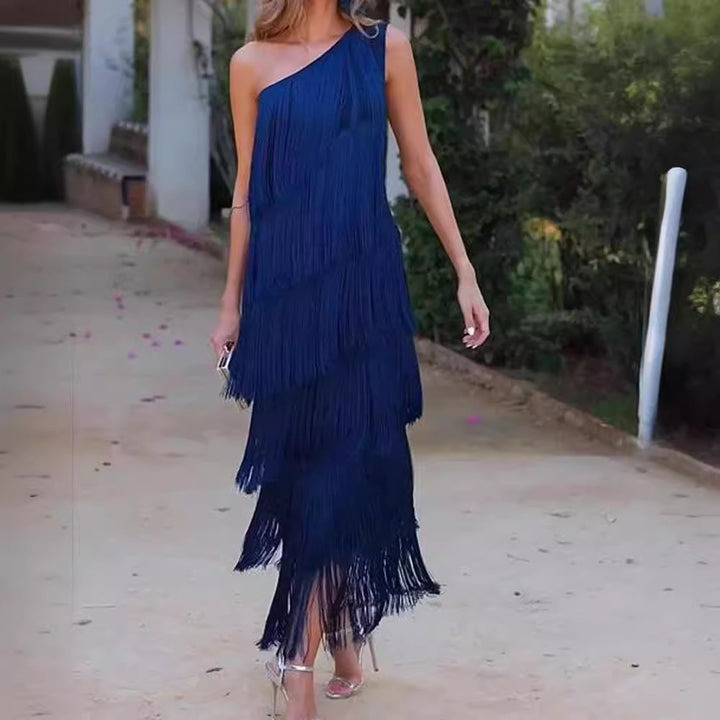 Damen Fransen Maxikleid mit asymmetrischem Schnitt und elegantem Detail Echo Archiv