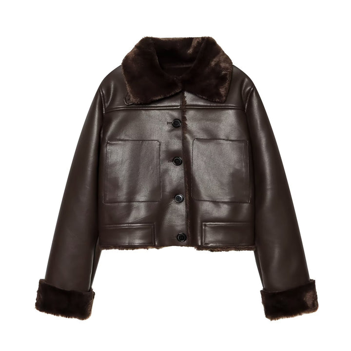 Damen Kurze wattierte Kunstlederjacke mit Teddy-Futter, Fellkragen und aufgesetzten Pattentaschen Echo Archiv