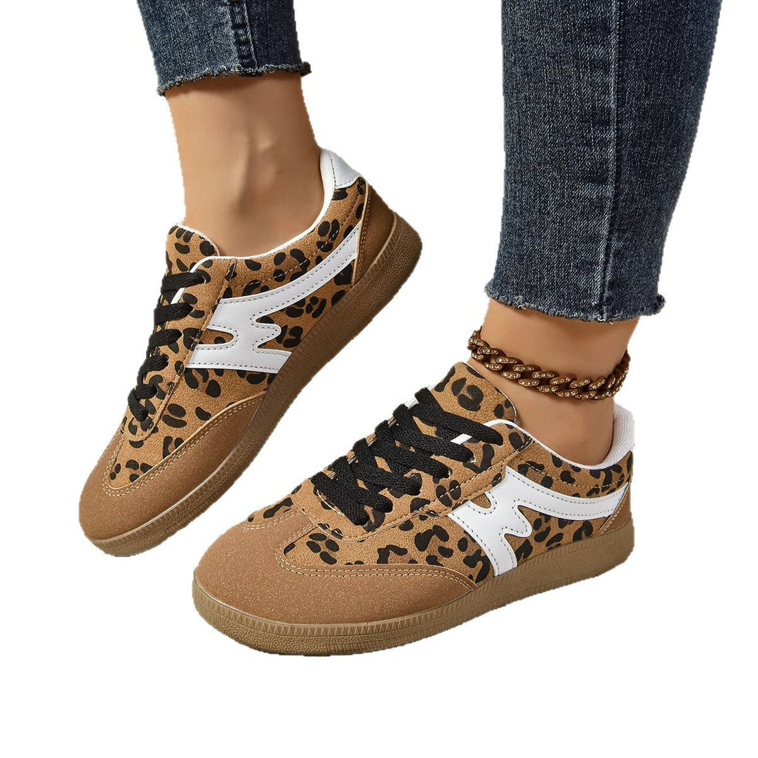 Damen Sportliche Sneaker mit atmungsaktivem Obermaterial und rutschfester Sohle Echo Archiv