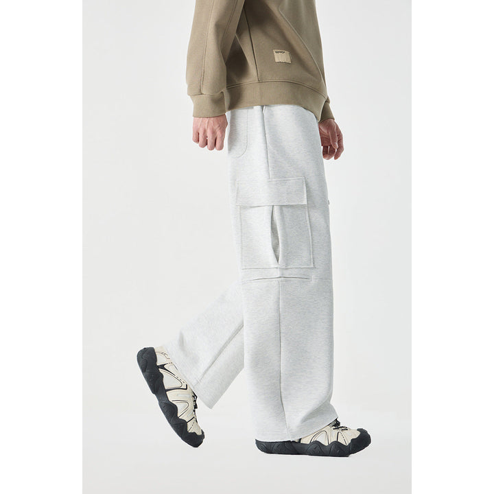Damen Weite Cargo-Jogginghose aus French Terry mit Gummibund und aufgesetzten Klappentaschen Echoarchiv