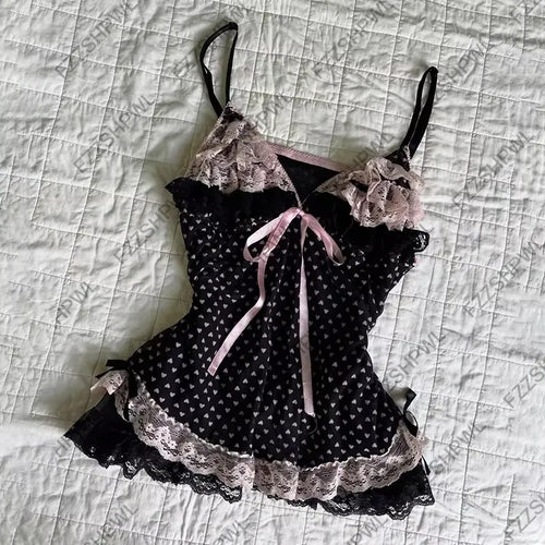 Damen verführerisches Schlafkleid mit Spitzenbesatz und Rüschendetails Echo Archiv