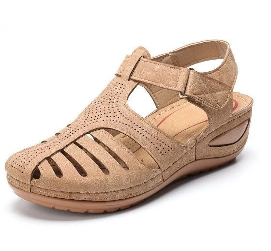 Damen nan geschlossene Slingback-Sandale mit perforiertem Obermaterial, ergonomischem Komfortfußbett und leichtem Keilabsatz Echo Archiv