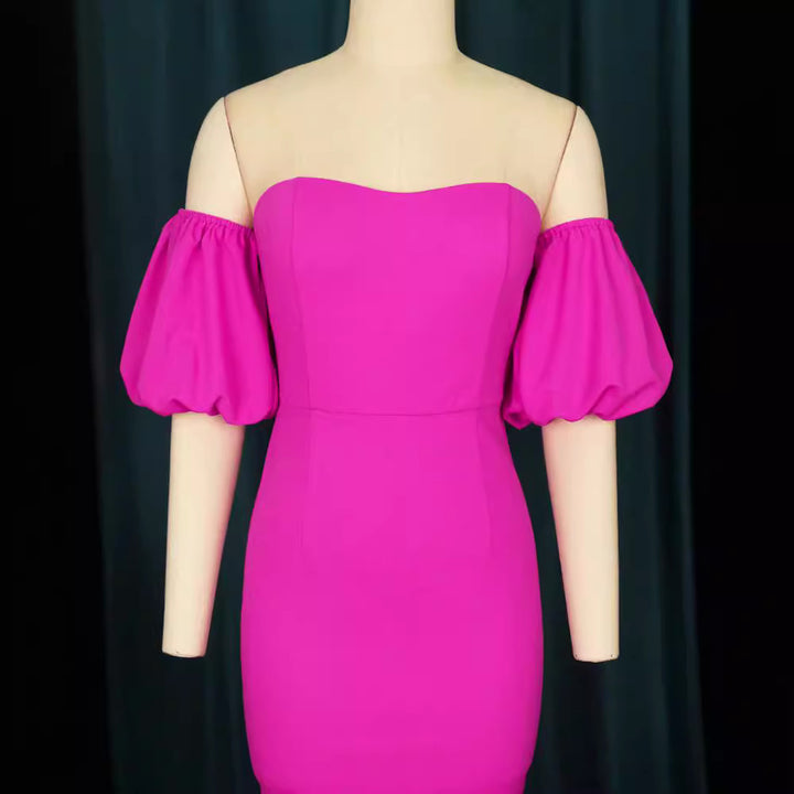 Damen Figurbetontes Abendkleid mit voluminösen Puffärmeln und Rüschenabschluss Echo Archiv