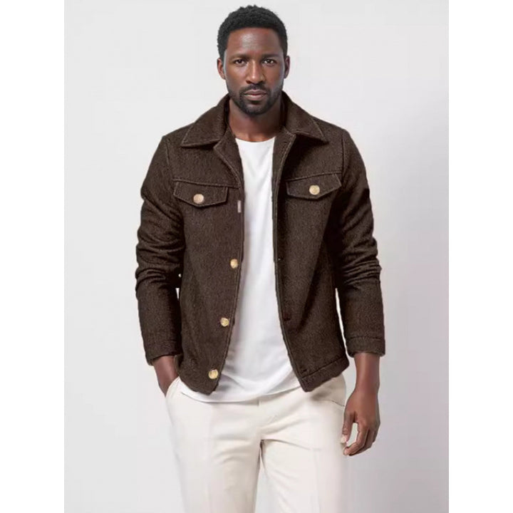 Herren modische Jeansjacke mit goldenen Knöpfen Echoarchiv