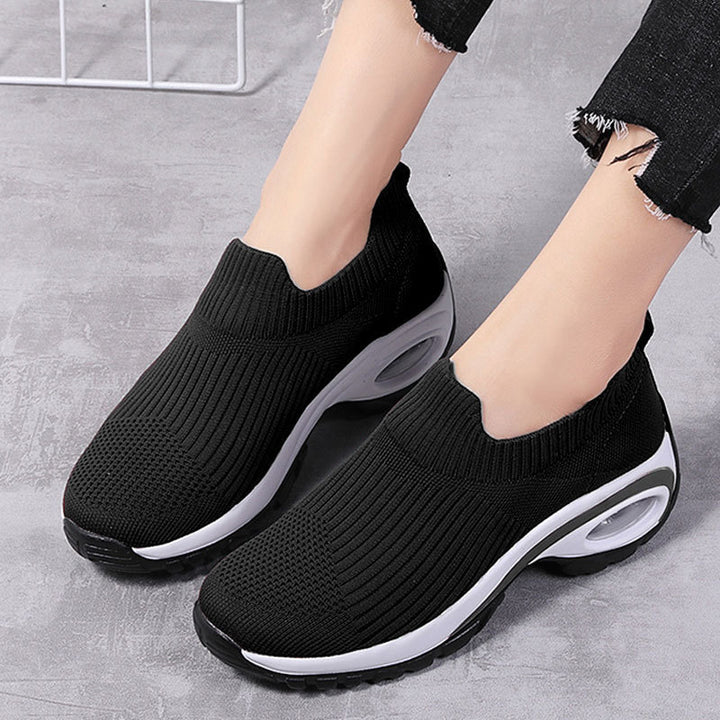 Damen Strick-Sockensneaker mit Luftpolster-Keilsohle Echoarchiv