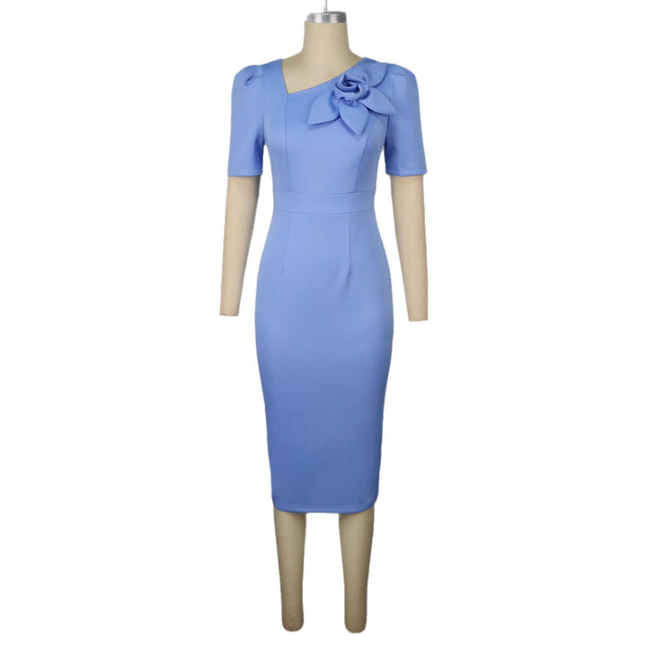 Damen Elegantes Etuikleid mit floralem Detail Echo Archiv