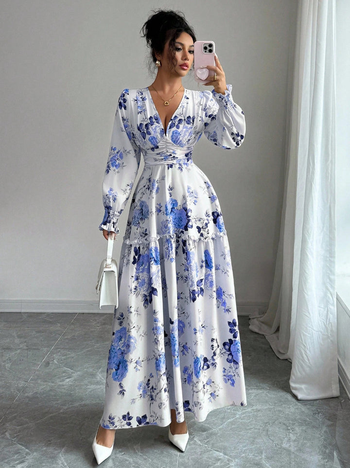 Damen Maxikleid mit floralen Details Echo Archiv