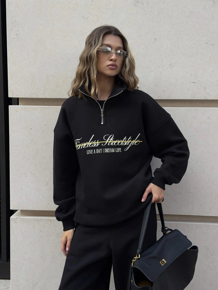 Damen nan oversized Halbzip-Sweatshirt mit hohem Stehkragen und Statement-Print Echo Archiv