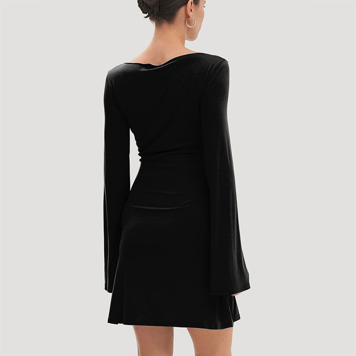 Damen elegantes Langarmkleid mit asymmetrischem Saum und fließendem Schnitt Echo Archiv