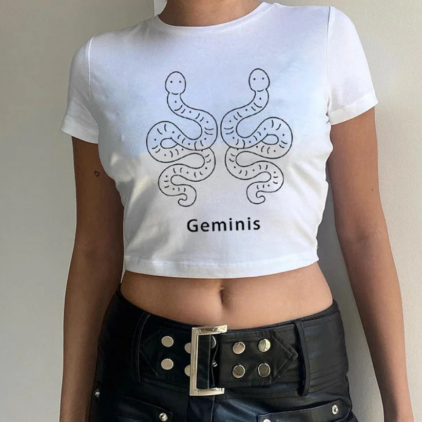Damen T-Shirt mit kreativem Schlüsselherz-Motiv und modernem Print Echo Archiv