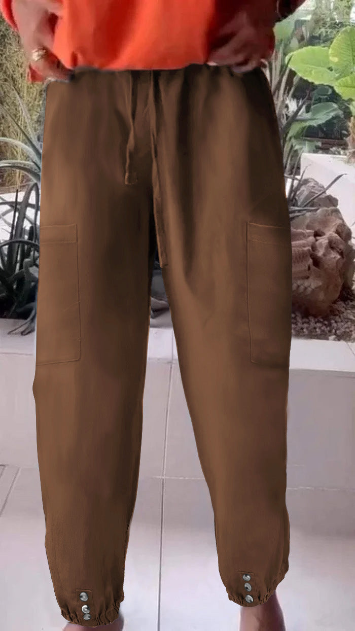 Damen Cargo-Jogginghose mit Kordelzug, aufgesetzten Taschen und Knopfmanschetten – Avélisse