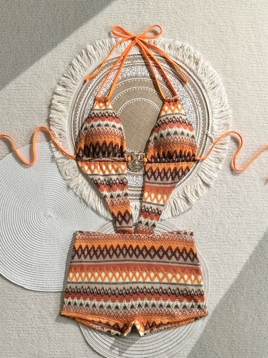 Damen Bunt gemusterter Bikini mit hochgeschnittenen Shorts Echo Archiv