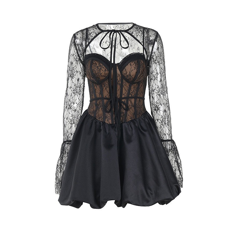 Damen Glamouröses Spitzenkleid mit Rüschenrock und eleganten Details Echo Archiv