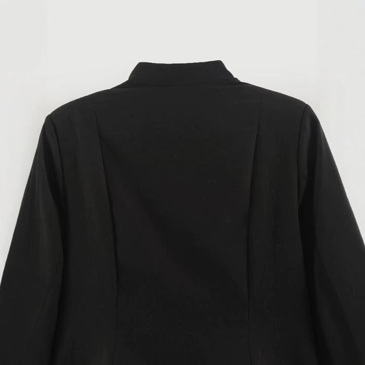 Damen Kurzjacke im Chinoiserie‑Stil mit Stehkragen und Knotenknopfverschluss Echoarchiv
