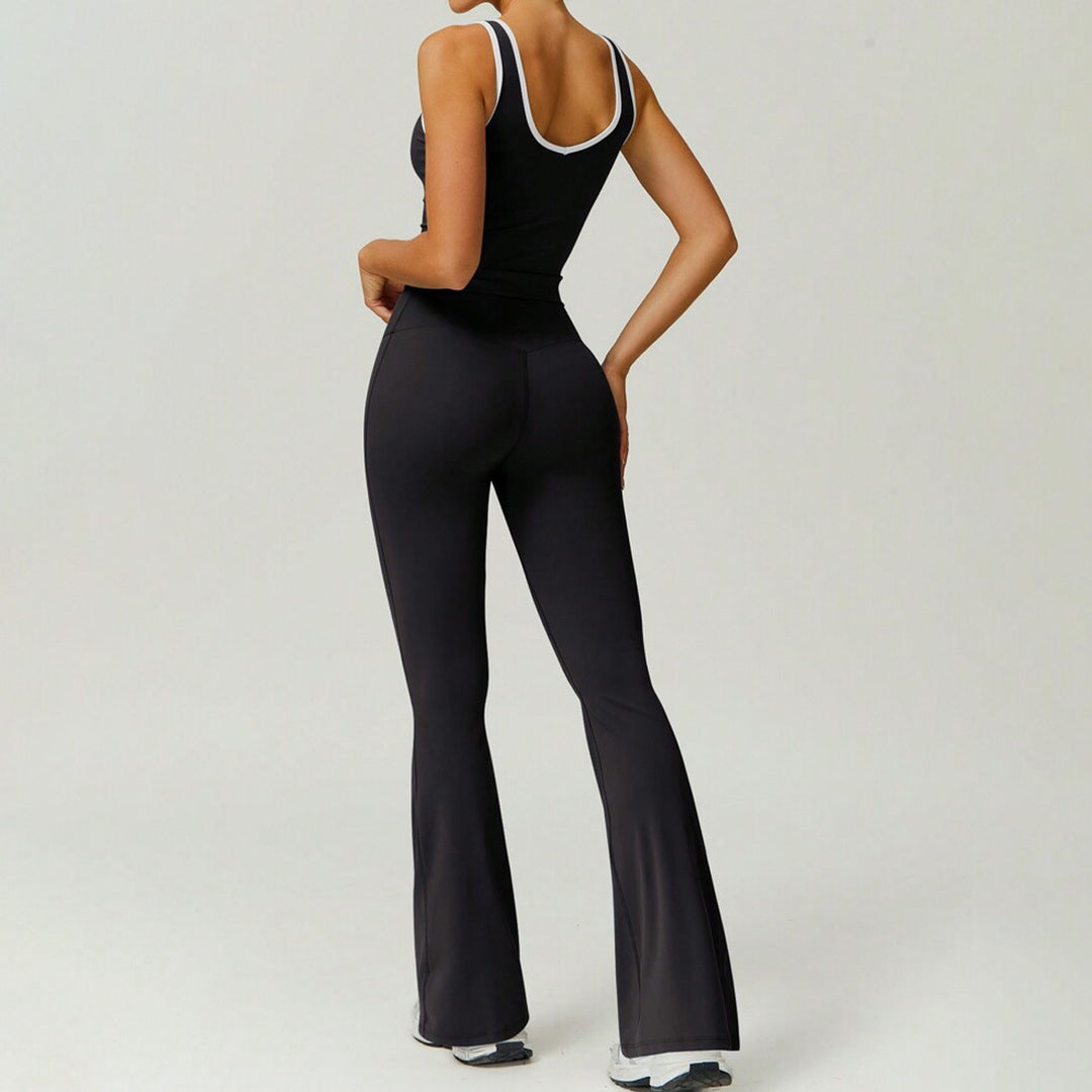 Damen Sportliche Leggings mit modischem Oberteil und innovativem Schnitt Echo Archiv
