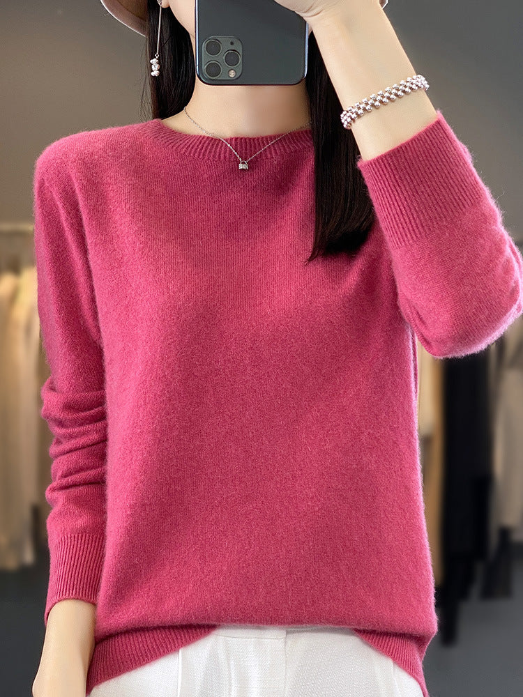 Damen Luxuriöser Feinstrick-Rundhalspullover mit softem Fluffy‑Finish und schmaler Bündchenform Echoarchiv