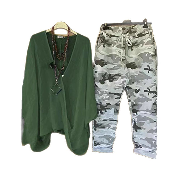 Damen nan Zweiteiler aus fließendem Kimono-Top und Camouflage-Jogginghose Echo Archiv