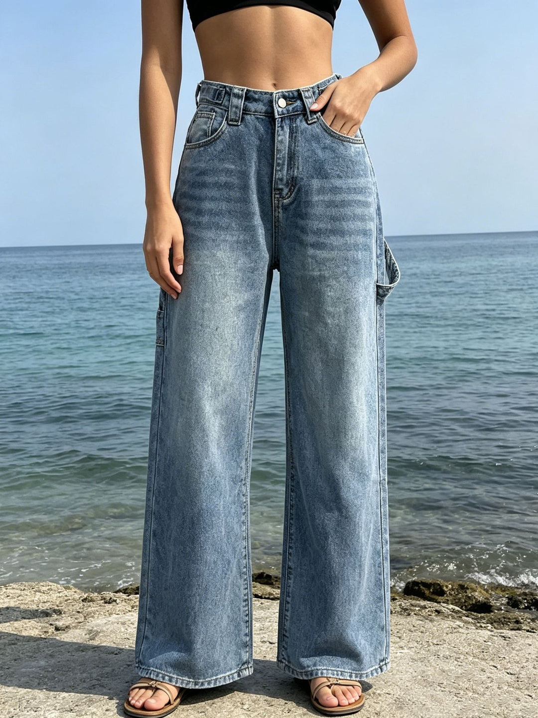 Damen nan weite High‑Waist Carpenter-Denimhose mit Utility-Seitentasche und ausgestelltem Bein Echo Archiv