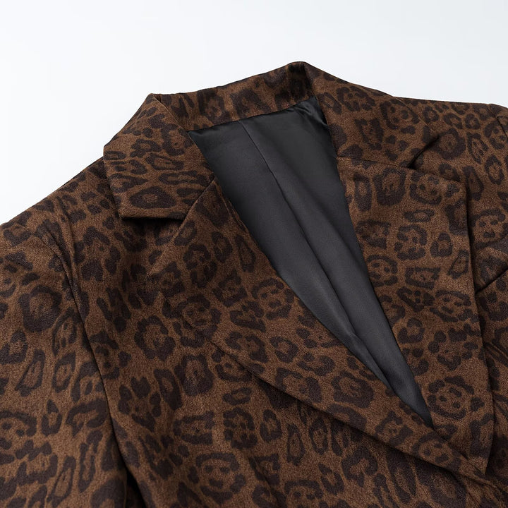 Damen Oversize-Blazer mit Leoprint, Reverskragen und Pattentaschen Echoarchiv