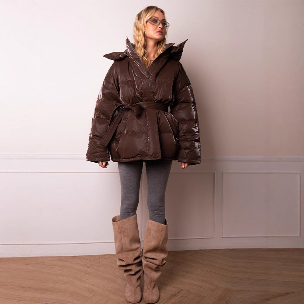 Damen wattierte Kapuzen-Steppjacke mit Taillengürtel Echo Archiv