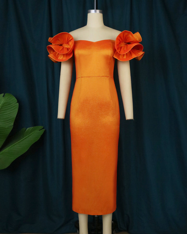 Damen Figurnahes Spitzenkleid mit voluminösen Rüschensäumen Echo Archiv