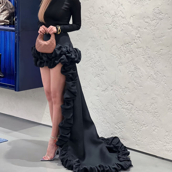 Damen glamouröses Cocktailkleid mit voluminösen Rüschen und transparenten Ärmeln Echo Archiv
