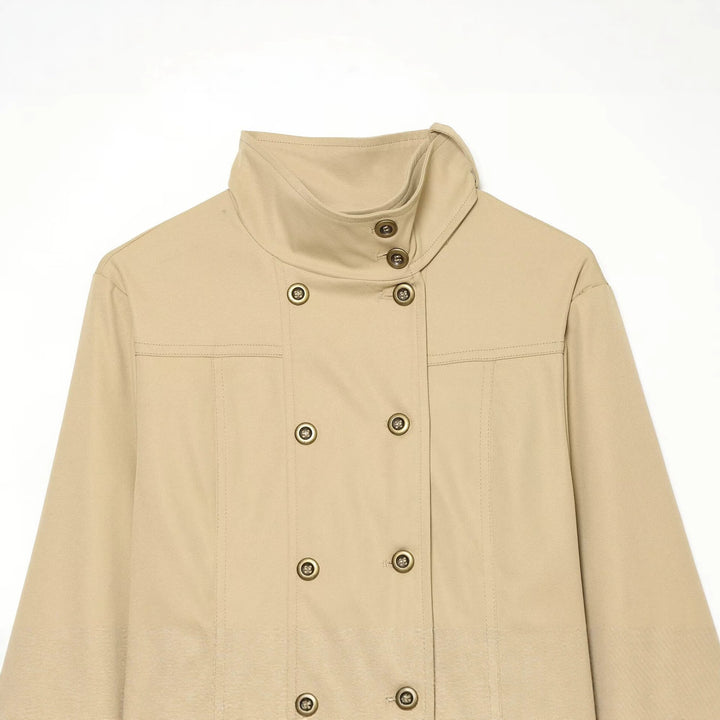 Damen Kurzblouson im Utility‑Stil mit hohem Stehkragen und doppelreihiger Knopfleiste Echo Archiv