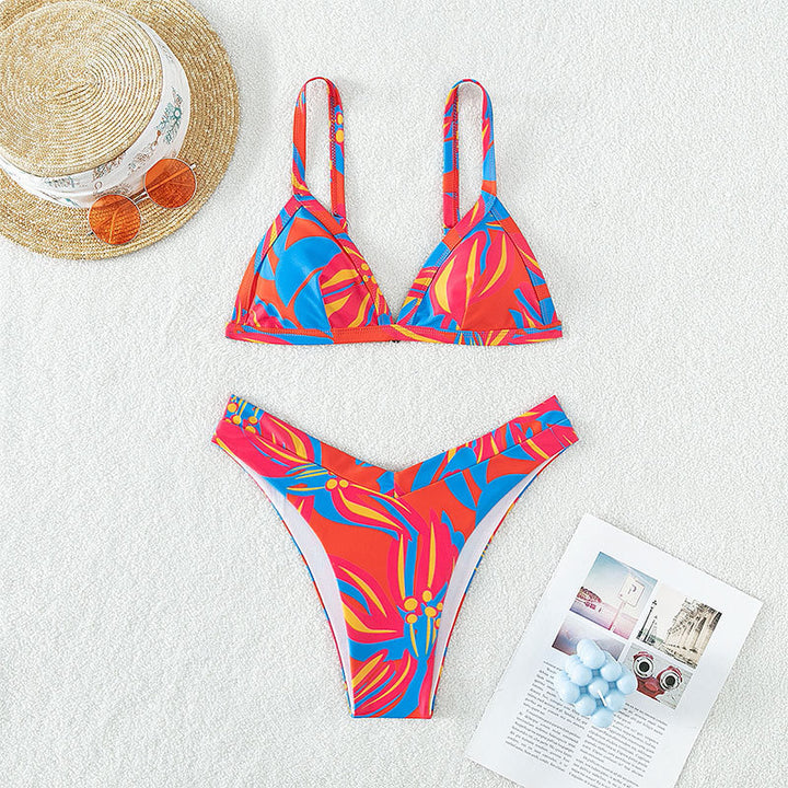 Damen Triangel-Bikini mit floralem Muster und hochgeschnittenen Höschen Echo Archiv