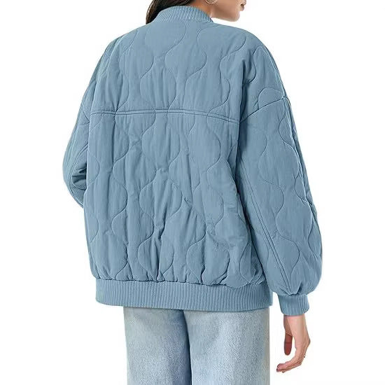 Damen Gepolsterte Oversize-Stepp-Bomberjacke mit Rippbündchen und dekorativer Ziersteppung Echo Archiv