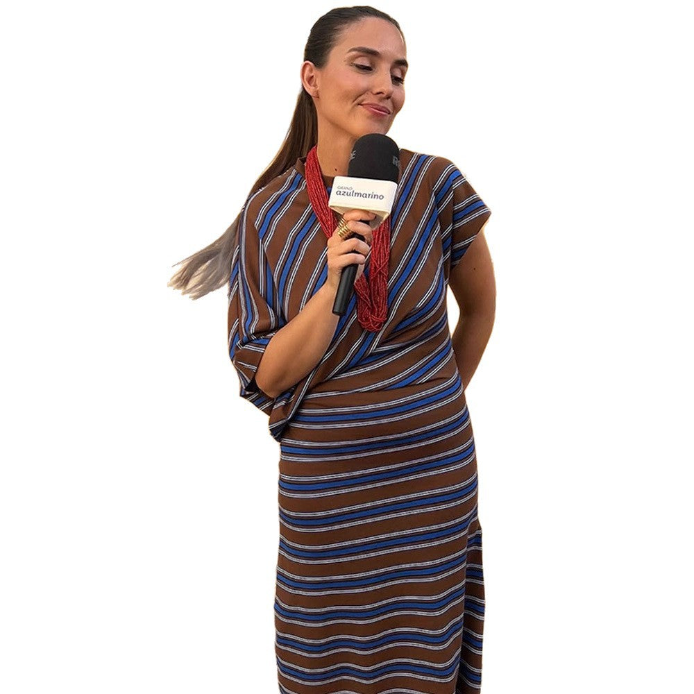 Damen Gestreiftes Maxikleid mit asymmetrischer Cape-Ärmelung & taillierter Silhouette Echoarchiv