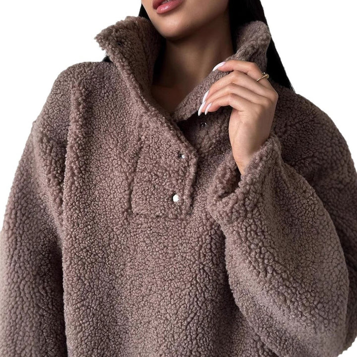 Damen Oversized Teddy-Pullover mit halber Druckknopfleiste und Stehkragen Echoarchiv