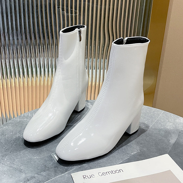 Damen nan elegante knöchelhohe Stiefelette in glatter Lederoptik mit mittelhohem Blockabsatz und dezenter Frontnaht Echo Archiv