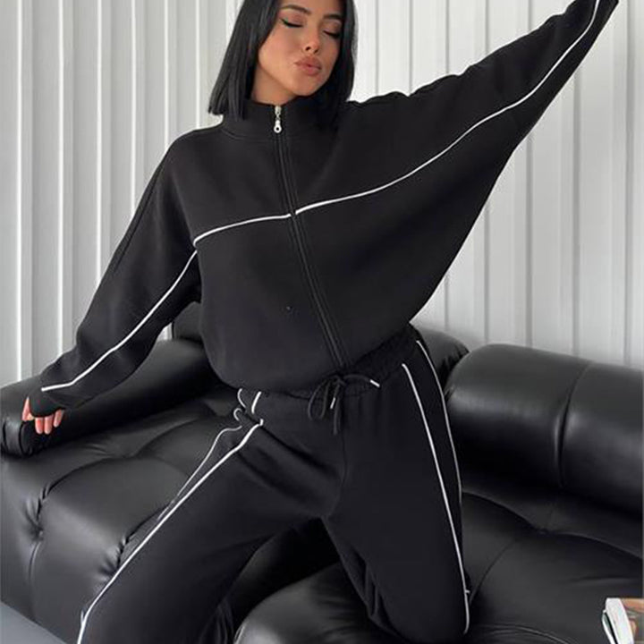 Damen nan Oversize Trainingsanzug Set mit Reißverschluss hohem Kragen und Kontrastpaspeln Echo Archiv