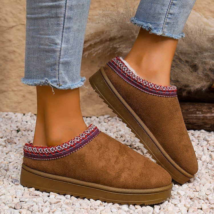 Damen Gefütterte Velours‑Slipper mit gestricktem Schaftbund und profilierter Plateausohle Echo Archiv