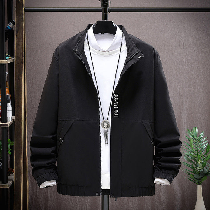 Herren leichte Übergangsjacke mit atmungsaktiven Eigenschaften und praktischen Taschen Echoarchiv
