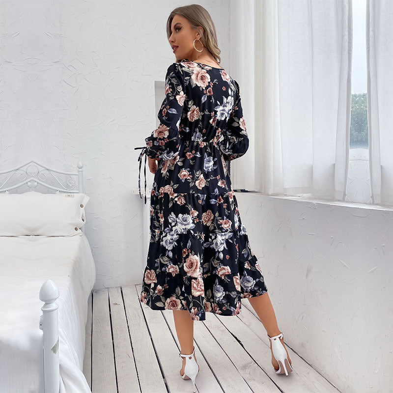 Damen Blumiges Stufen-Midikleid mit Taillenschnürung und Ballonärmeln – Élara