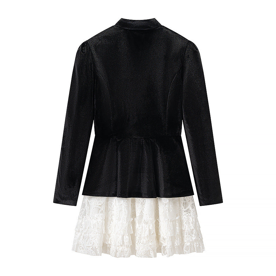 Damen Samt-Minikleid mit Schleifenkragen, Zierknopfleiste und mehrlagigem Spitzenrock Echo Archiv