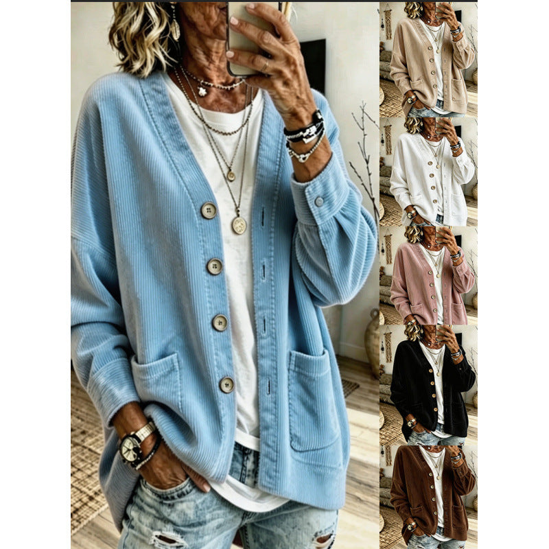 Damen Oversized Cord-Cardigan mit aufgesetzten Taschen und Holzknöpfen Echo Archiv